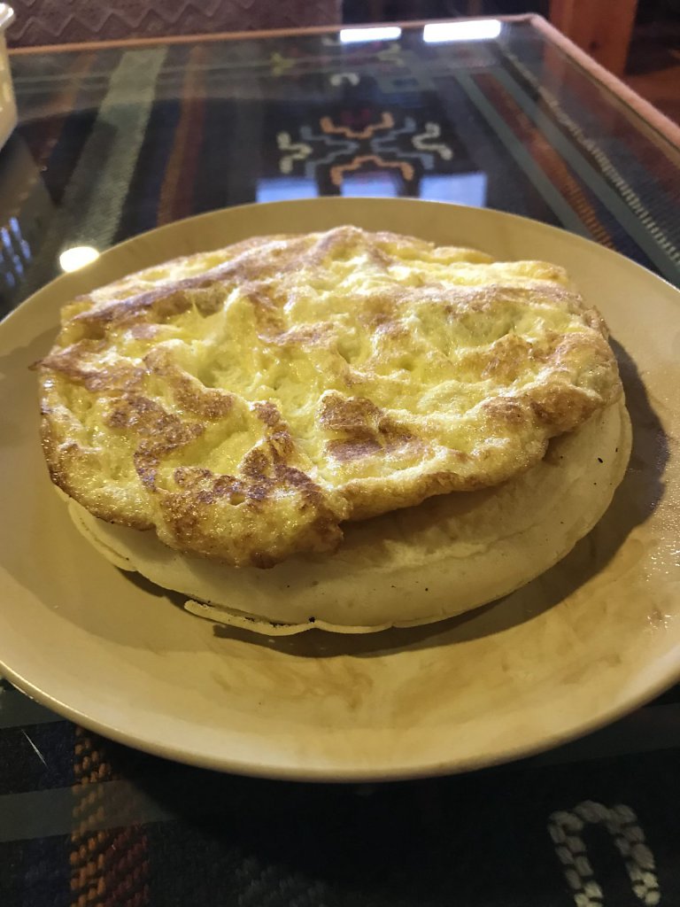 Tibetian bread with omlet
